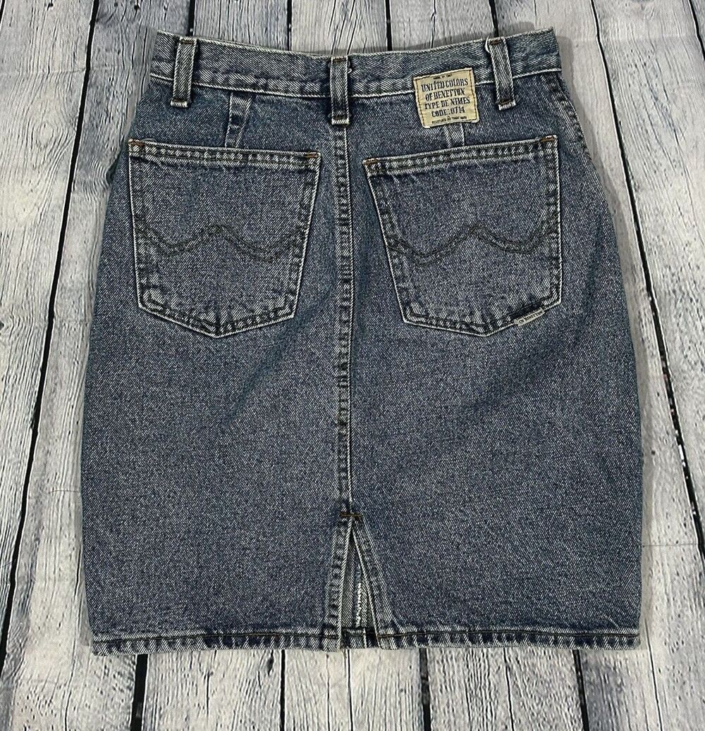 80's United Colors of Benetton Denim Blue Jean Skirt Vintage "TYPE DE NIMES"
